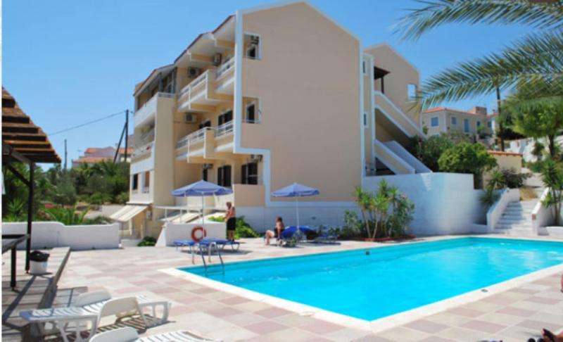 Kasteli Hotel Pitagorio Zewnętrze zdjęcie